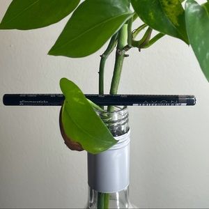 Vintage
Avon 
Glimmersticks Waterproof
Eye liner 
Brown Chocolate